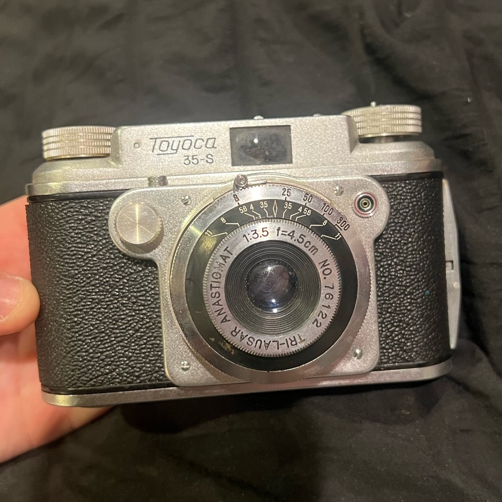 Toyoca 35-S camera